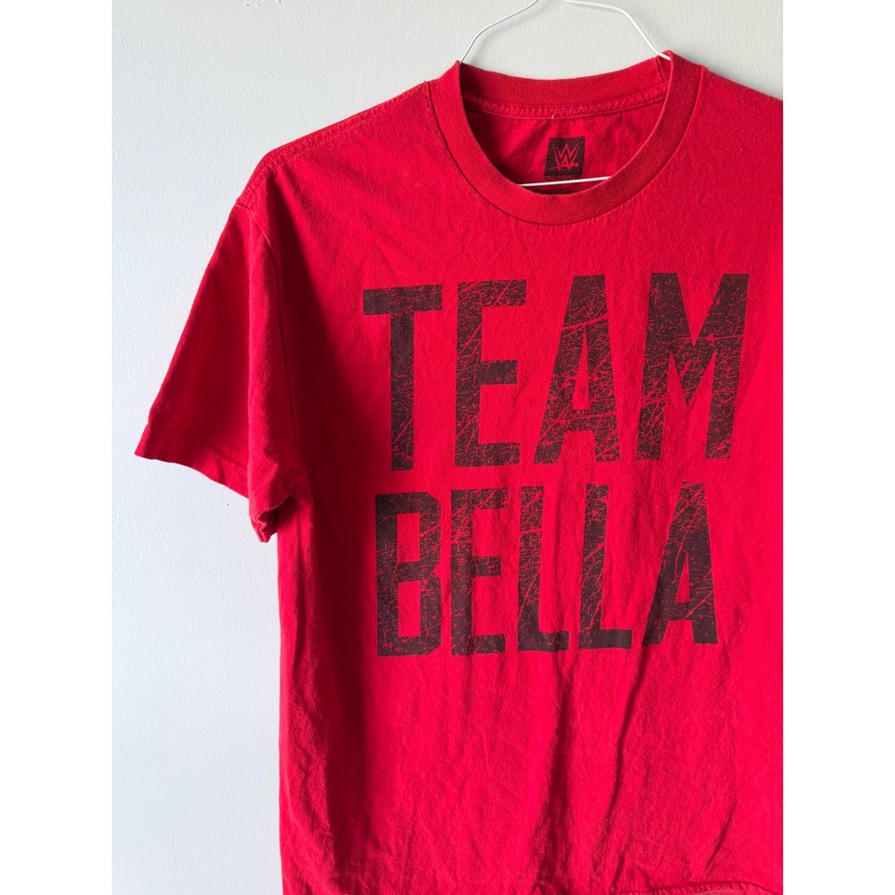 WWE Authentic Team Bella Red Graphic T-Shirt The Bella Twins Wrestling Large - Picture 7 of 8